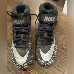 Nike Fastflex Boys Force Savage Shark Black Football Cleats  Size 6Y 880133-001